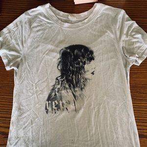 Taylor Swift reputation side profile T-shirt L